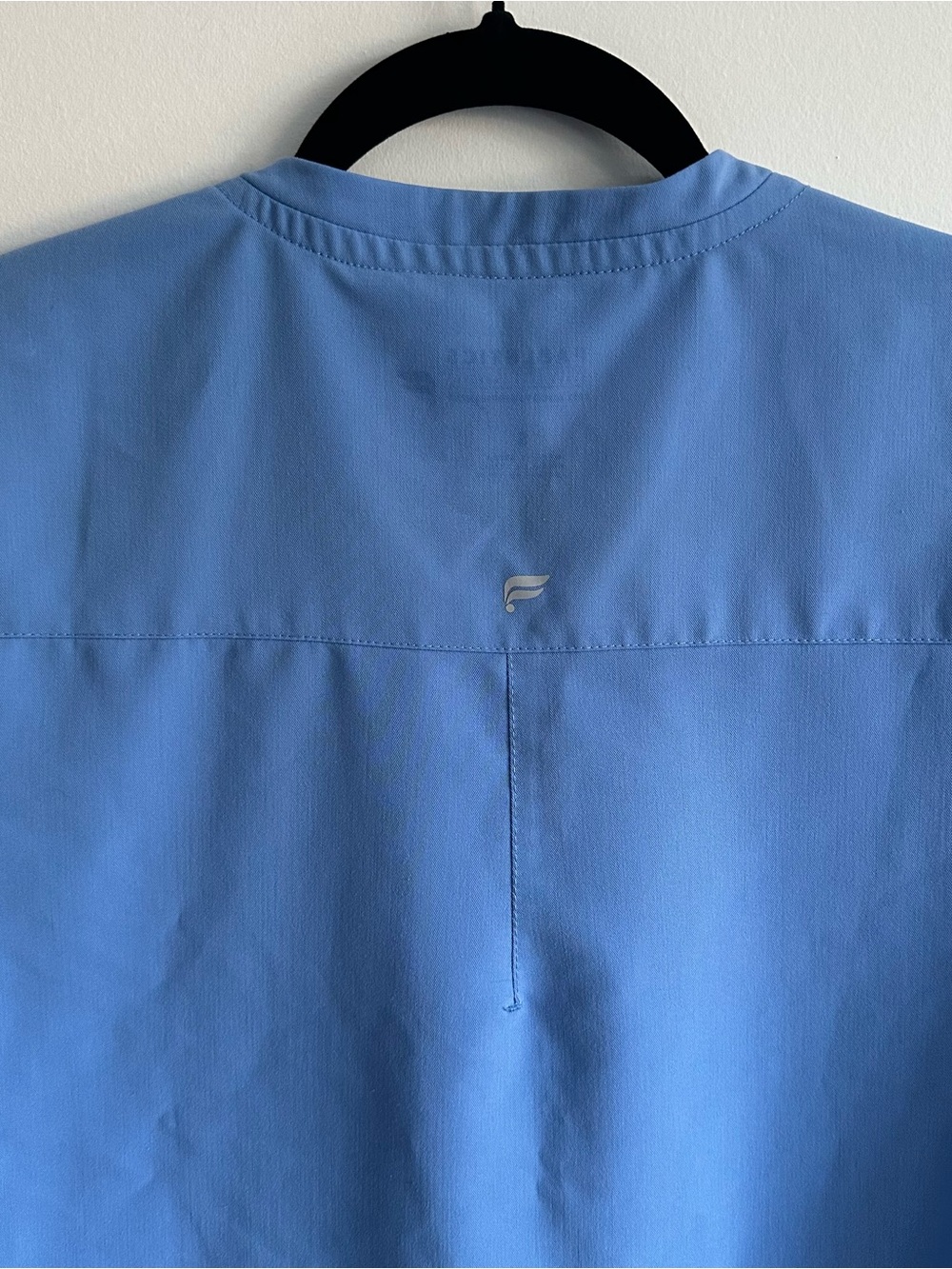 Fabletics Method 2-Pocket Scrub Top - Picture 9 of 9